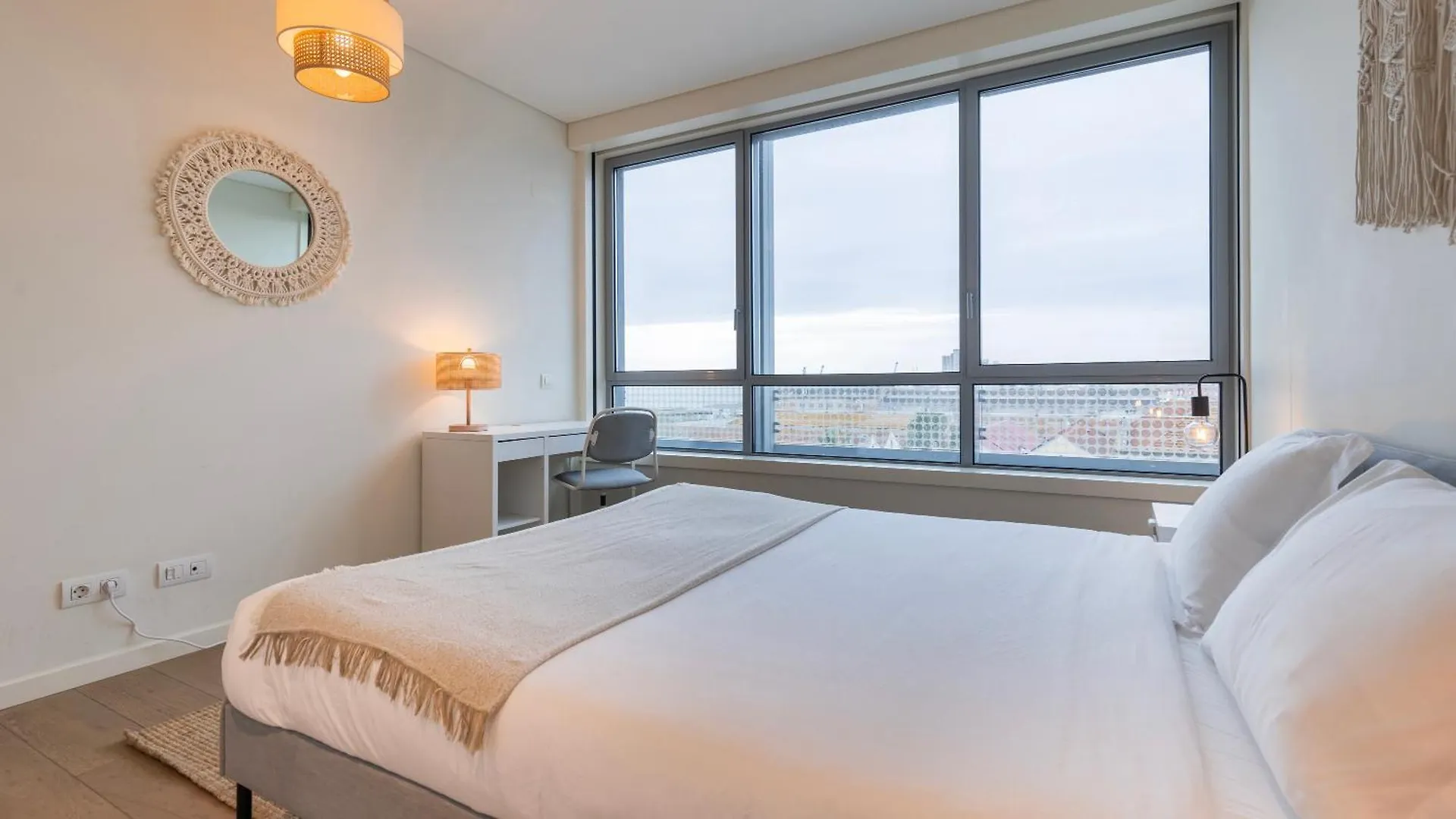 River View 1Bdr Apartment By Lovelystay Lisbona